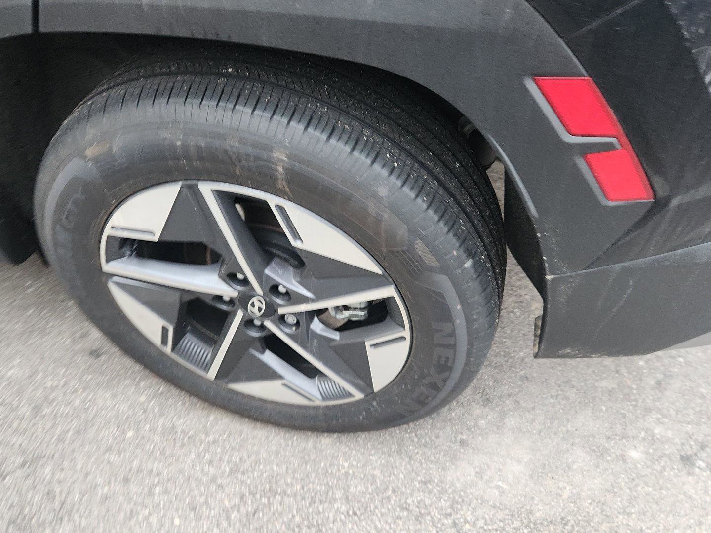 Used 2025 Hyundai Tucson SEL image 6