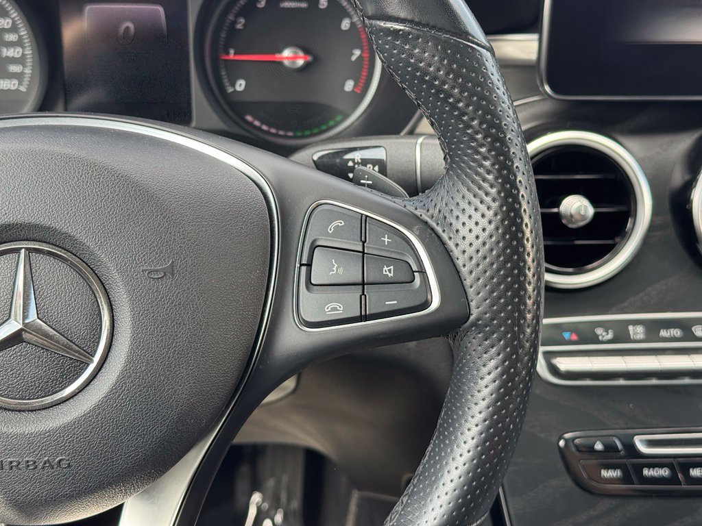 Used 2019 Mercedes-Benz GLC 350e 4MATIC image 22