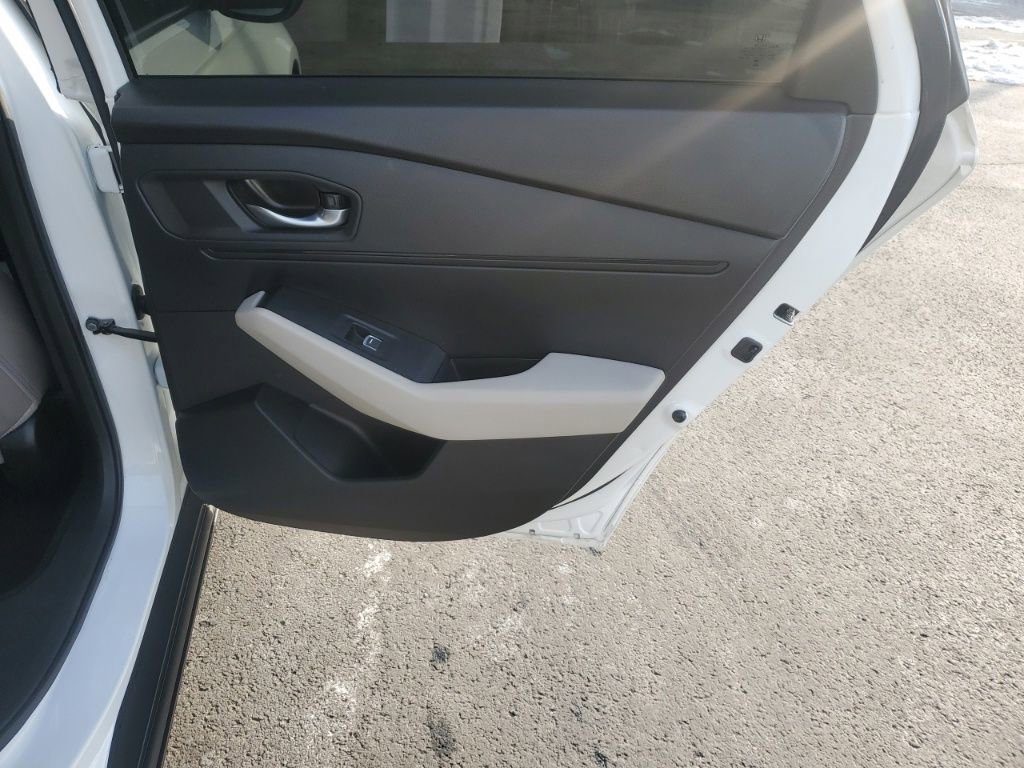 Used 2025 Honda Accord LX image 27