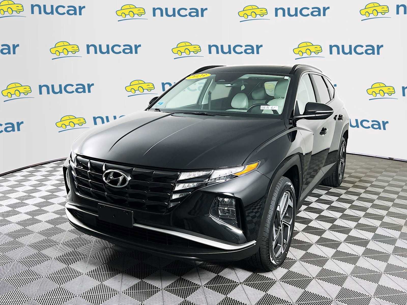 Used 2023 Hyundai Tucson SEL w/ Convenience Package image 3