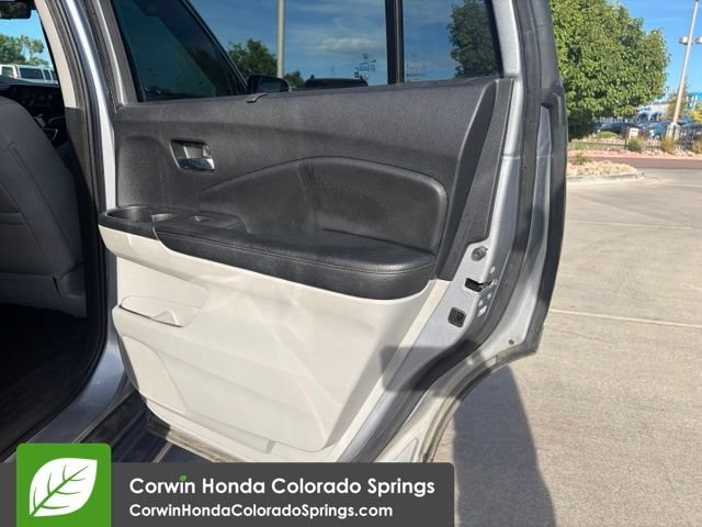 Used 2019 Honda Pilot Touring image 17