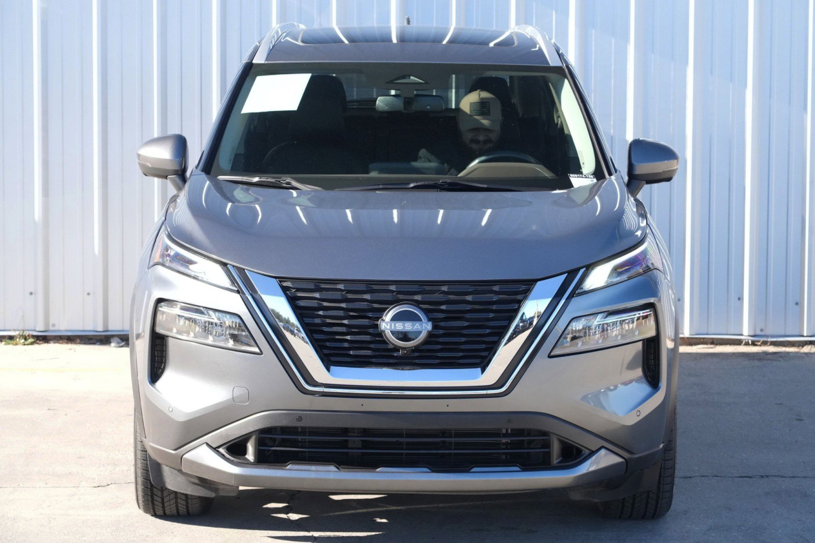 Used 2023 Nissan Rogue SL w/ SL Premium Package FWD image 45