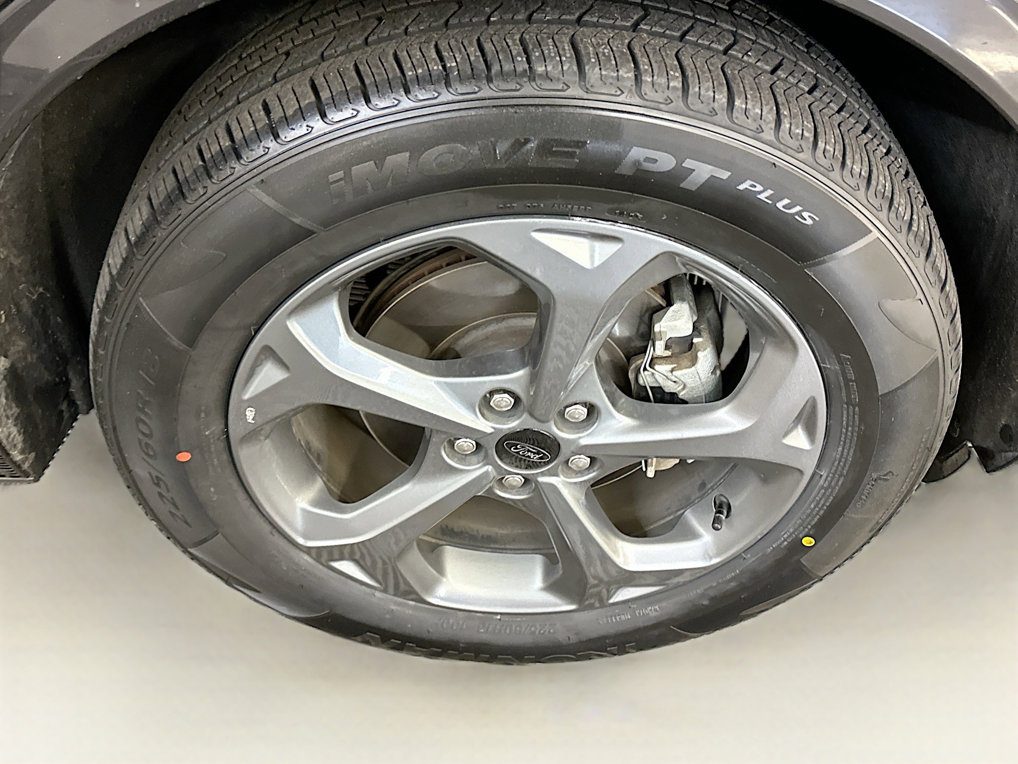 Used 2024 Ford Escape ST-Line image 11