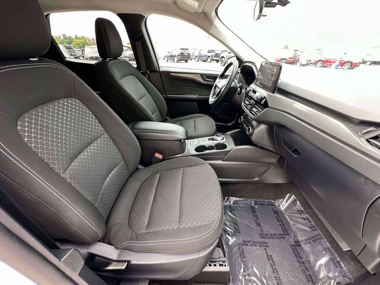 Used 2025 Ford Escape Active AWD/4WD image 28
