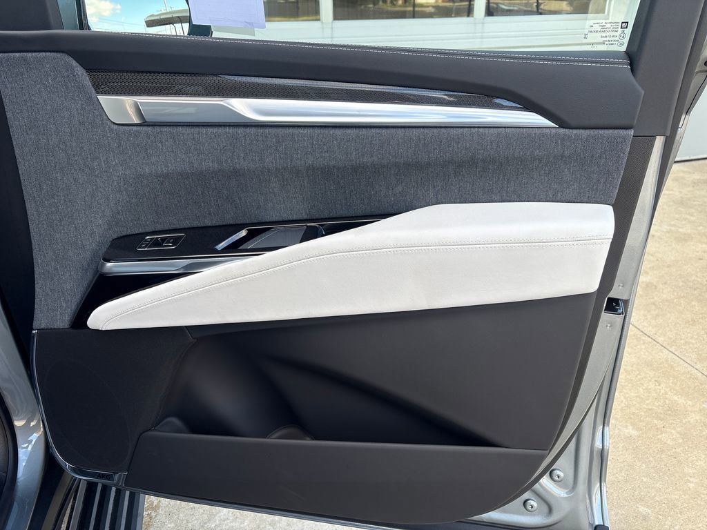 New 2026 Cadillac Escalade V w/ LPO, Floor Liner Package image 60