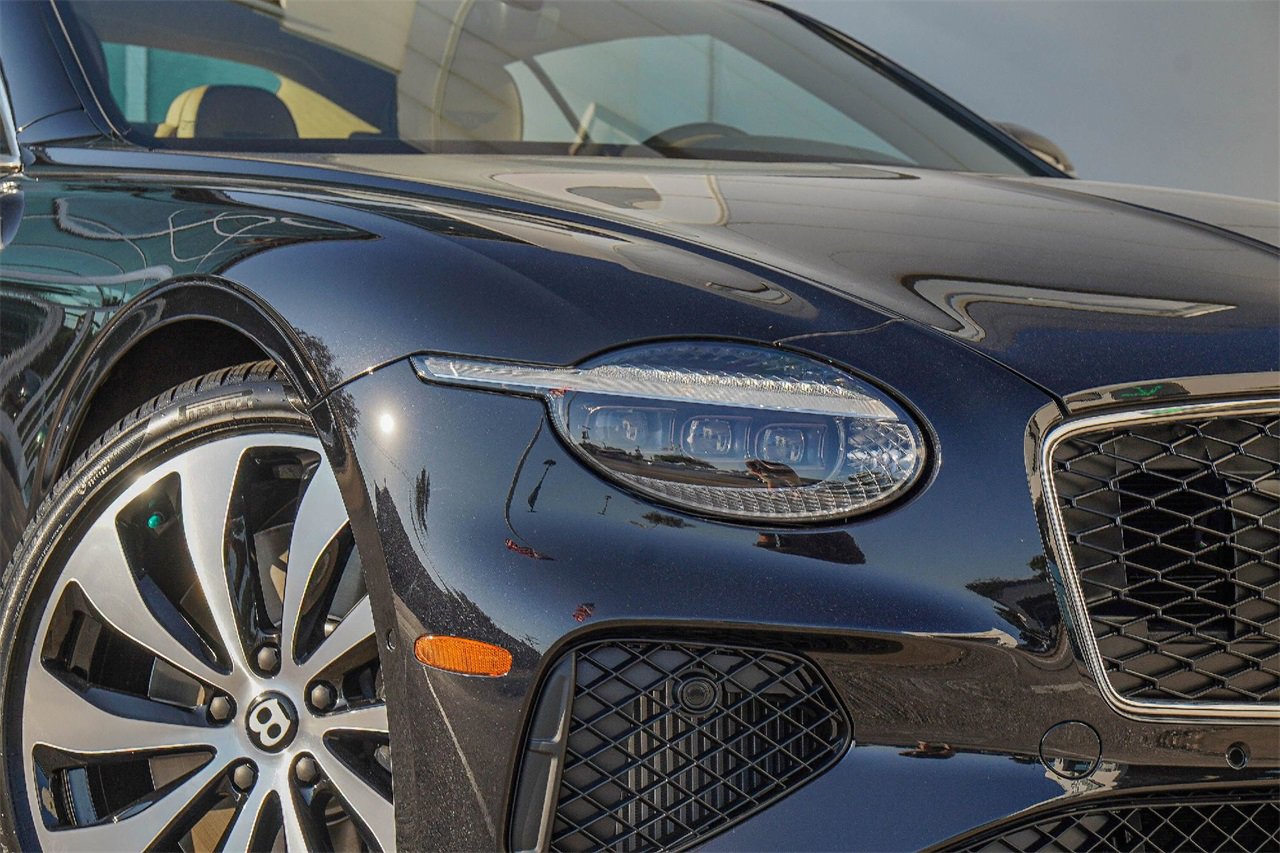 New 2026 Bentley Continental GTC image 8