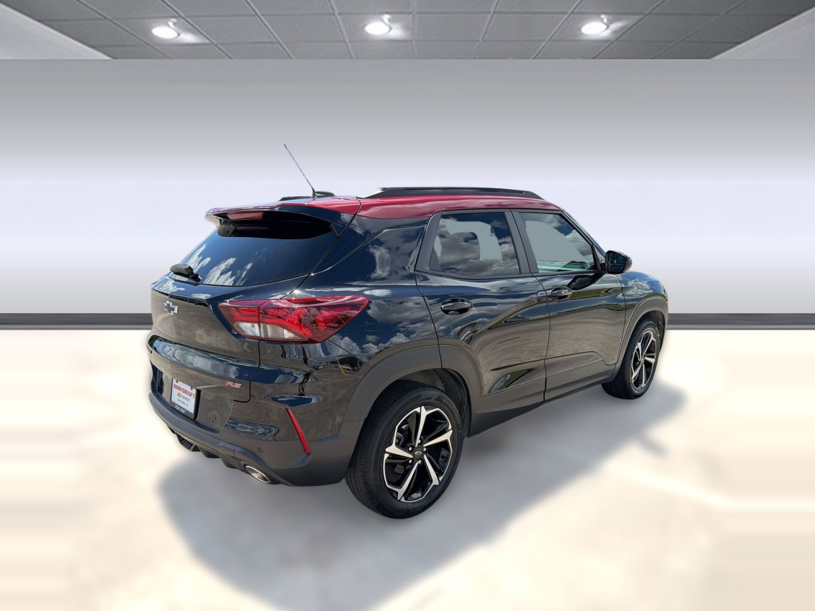Used 2021 Chevrolet TrailBlazer RS w/ Sun and Liftgate Package image 8