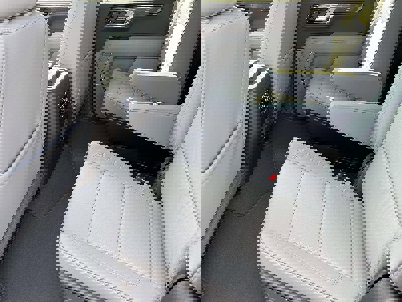 New 2026 GMC Yukon Elevation w/ Elevation Premium Package image 19