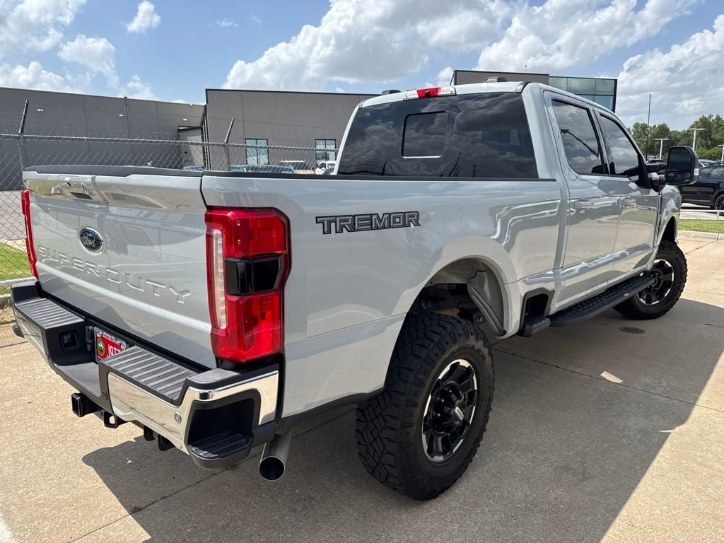 Certified 2025 Ford F250 Lariat w/ Tremor Off-Road Package AWD/4WD image 7