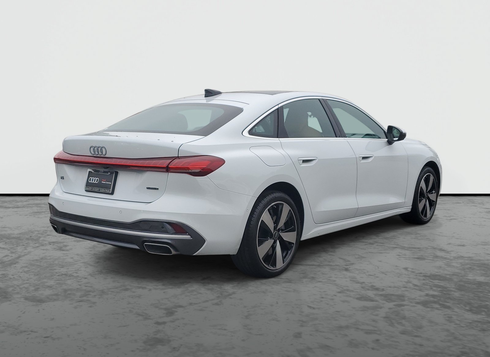 Used 2025 Audi A5 Premium Plus w/ Premium Plus AWD/4WD image 4
