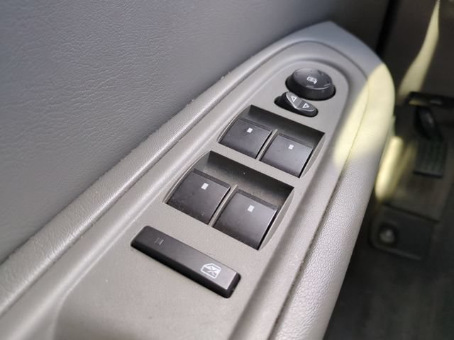 Used 2016 Chevrolet Traverse LT w/ Style and Technology Package FWD image 27