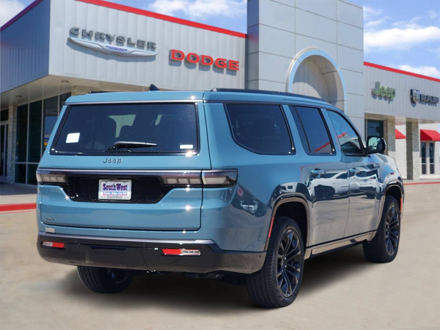 New 2026 Jeep Grand Wagoneer L Summit AWD/4WD image 5