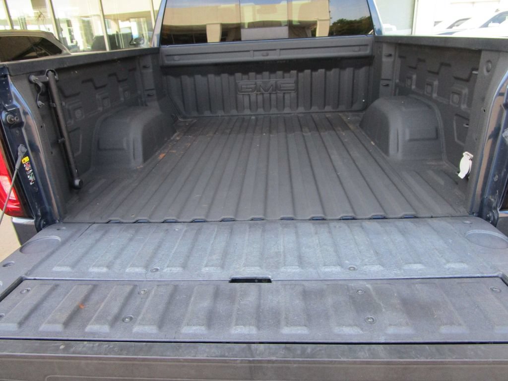 Used 2022 GMC Sierra 1500 SLT w/ SLT Premium Plus Package AWD/4WD image 22