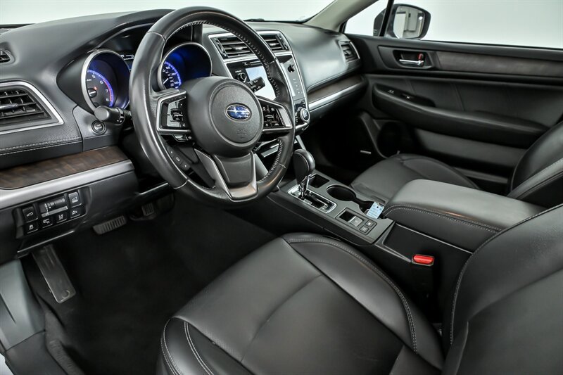 Used 2018 Subaru Outback 2.5i Limited AWD/4WD image 18