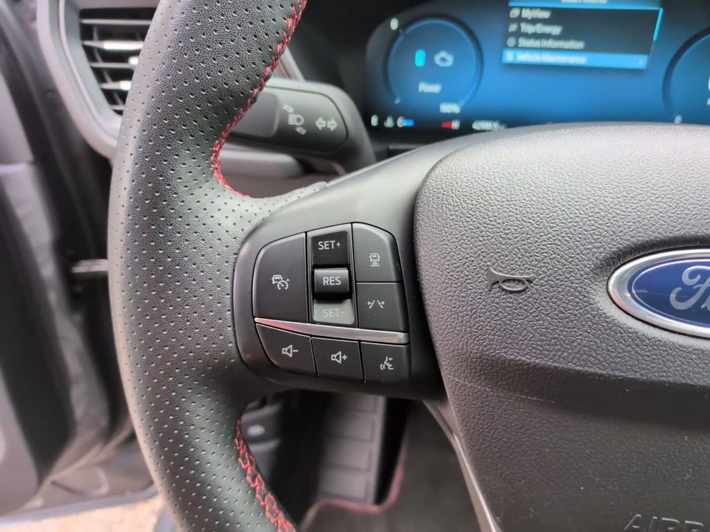 Used 2023 Ford Escape ST-Line Elite AWD/4WD image 23