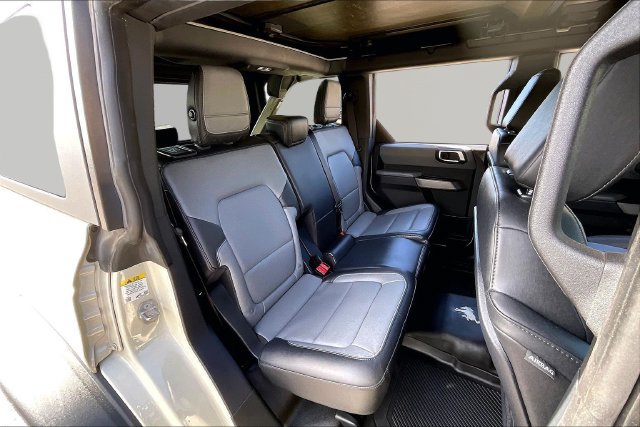 Used 2022 Ford Bronco Everglades AWD/4WD image 17