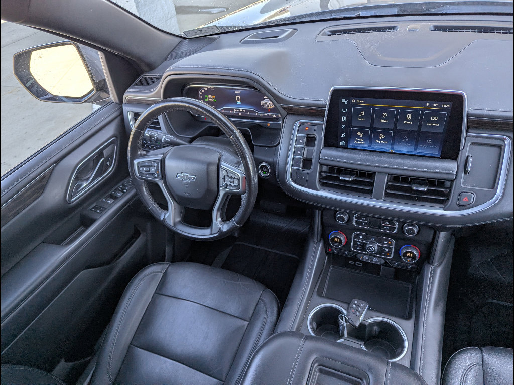 Used 2022 Chevrolet Suburban Z71 w/ Luxury Package AWD/4WD image 30