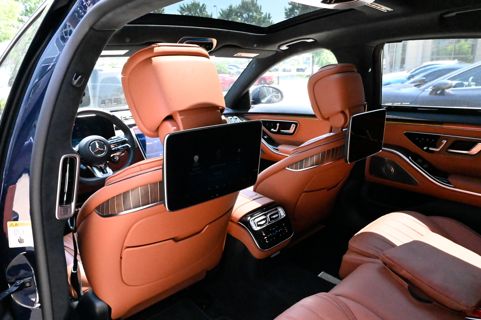 Used 2024 Mercedes-Benz S 63 AMG S image 36