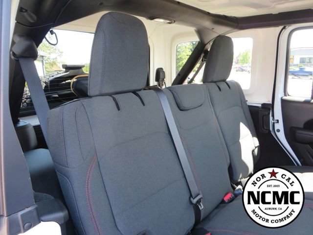 Used 2024 Jeep Wrangler Unlimited Rubicon w/ Technology Group AWD/4WD image 54