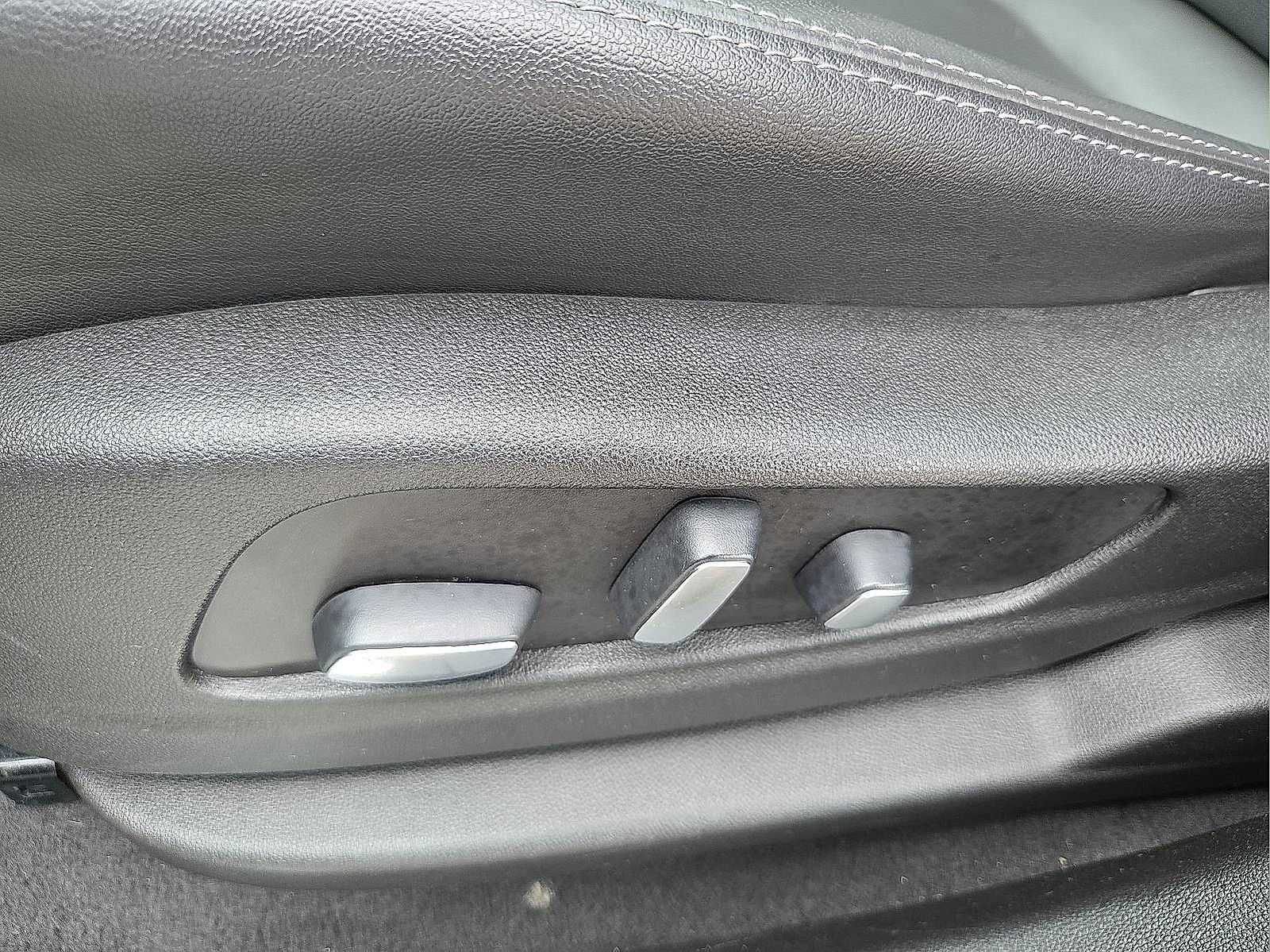 Used 2021 Cadillac XT5 Sportv image 14