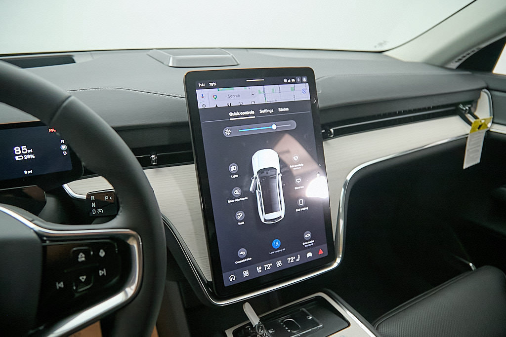 New 2026 Volvo EX90 Ultra AWD/4WD image 16