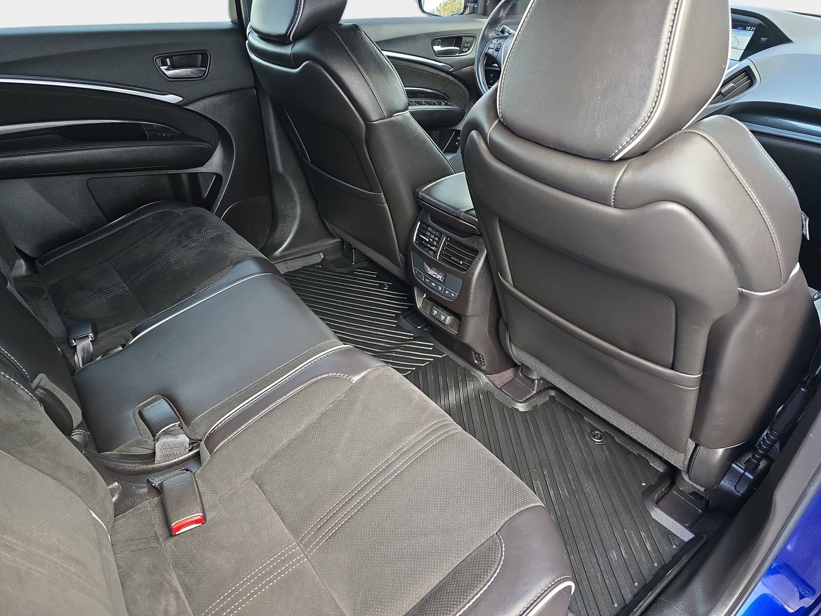 Used 2020 Acura MDX A-Spec image 13