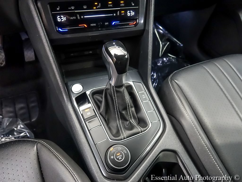 Used 2022 Volkswagen Tiguan SE AWD/4WD image 18