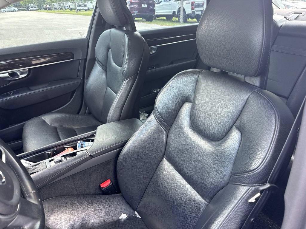 Used 2018 Volvo S90 T5 Momentum FWD image 10
