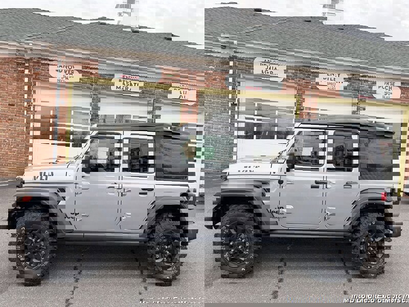 Used 2021 Jeep Wrangler Unlimited Sport image 13