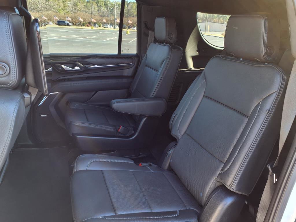 Used 2024 GMC Yukon XL Denali w/ Denali Reserve Package image 17