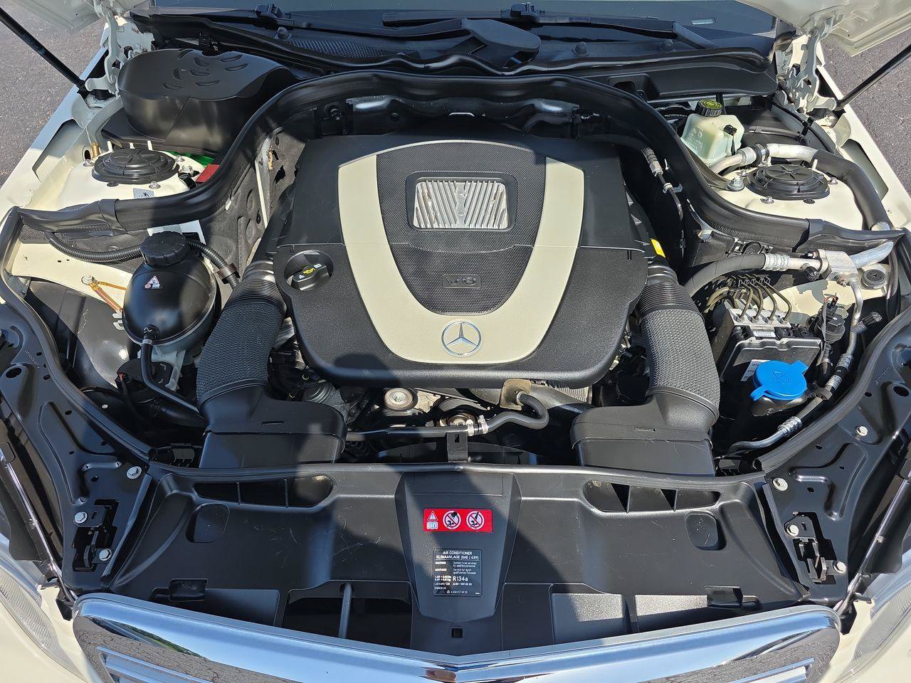 Used 2011 Mercedes-Benz E 350 4MATIC Wagon image 13