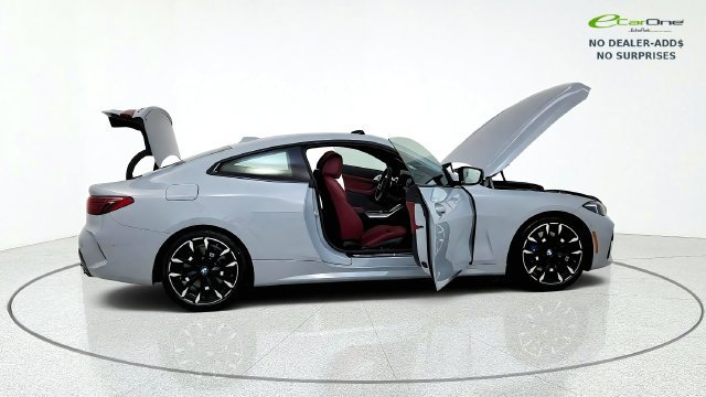Used 2026 BMW M440i Coupe RWD image 19