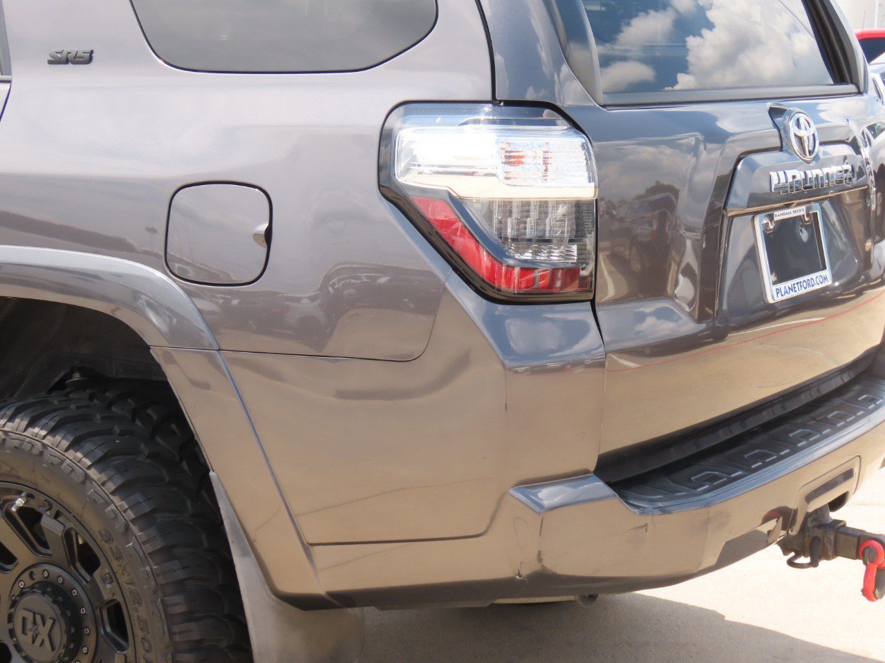 Used 2017 Toyota 4Runner SR5 RWD image 15