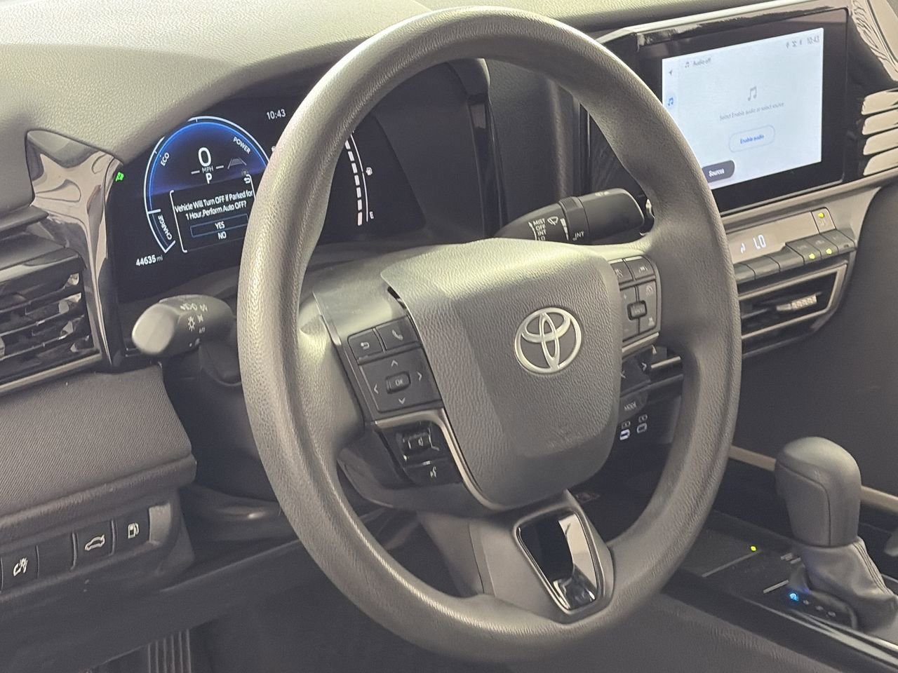 Used 2025 Toyota Camry LE FWD image 13