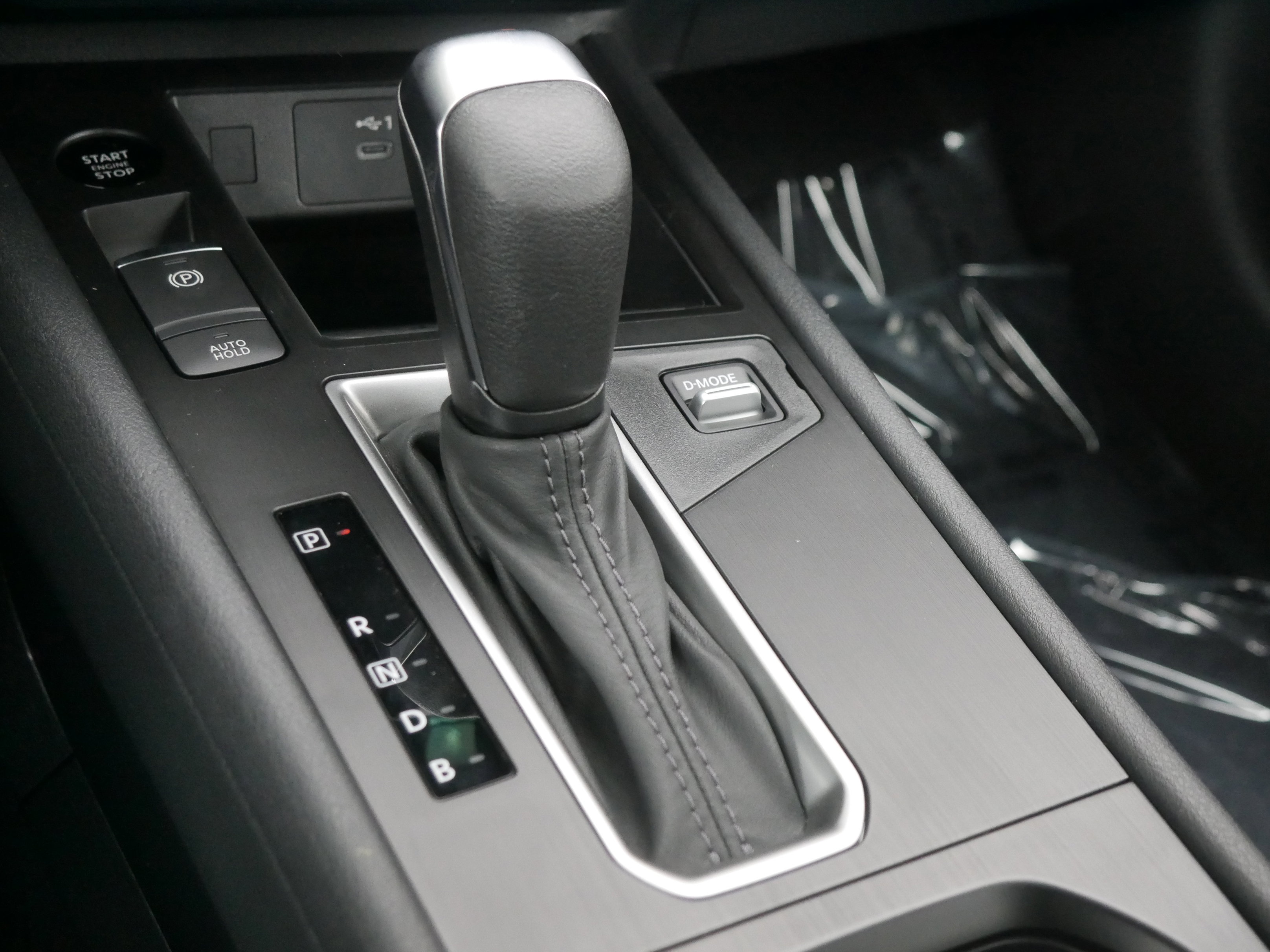 New 2026 Nissan Kicks SV w/ SV Premium Package image 14