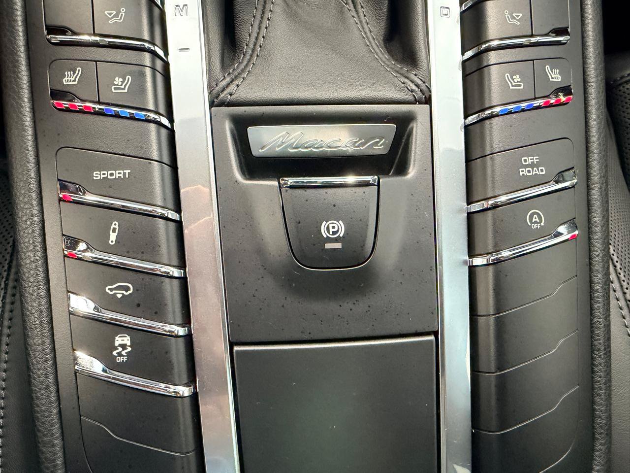 Used 2015 Porsche Macan S AWD/4WD image 47