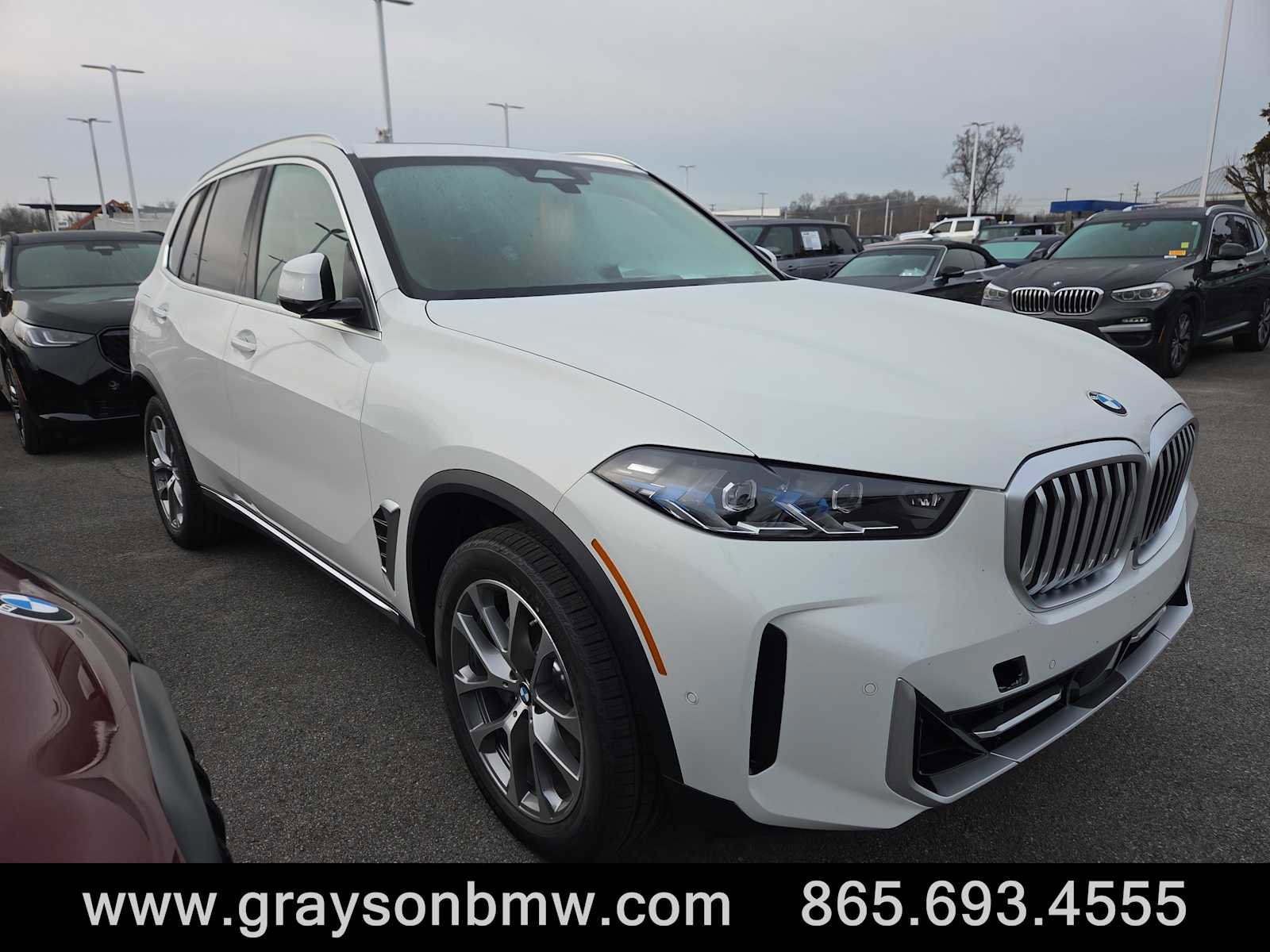 New 2026 BMW X5 sDrive40i image 1