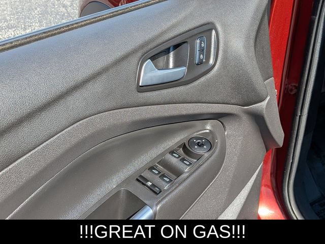 Used 2015 Ford Escape SE w/ Equipment Group 201A AWD/4WD image 15
