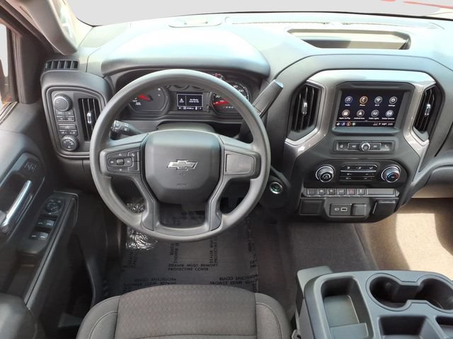 Used 2024 Chevrolet Silverado 1500 Custom w/ Dark Appearance Package AWD/4WD image 19