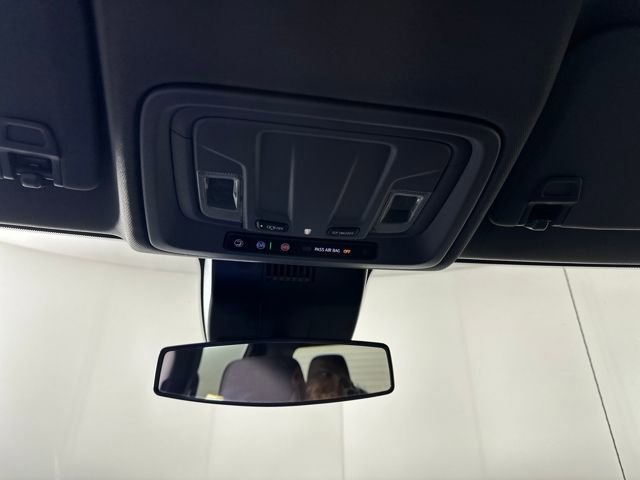 Used 2022 Chevrolet Silverado 1500 LT image 24