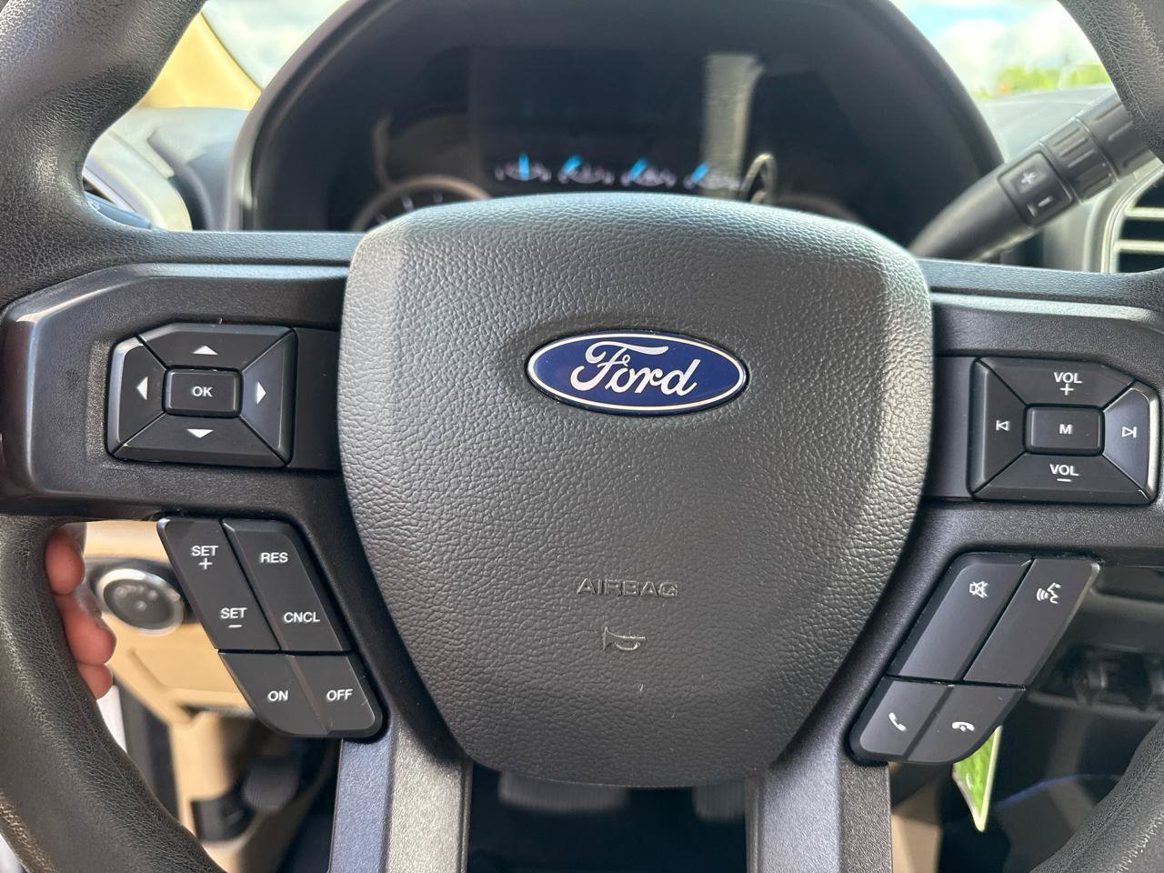Used 2021 Ford F350 XLT w/ XLT Value Package AWD/4WD image 17