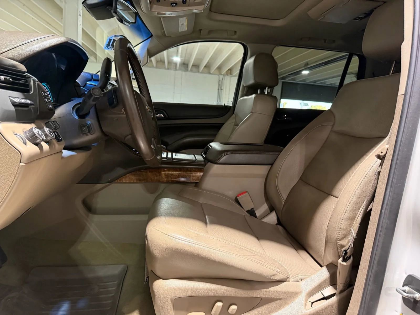 Used 2016 Chevrolet Tahoe LTZ AWD/4WD image 11