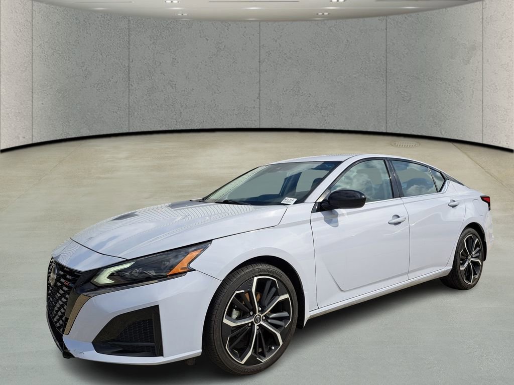 Used 2024 Nissan Altima 2.5 SR w/ SR Premium Package