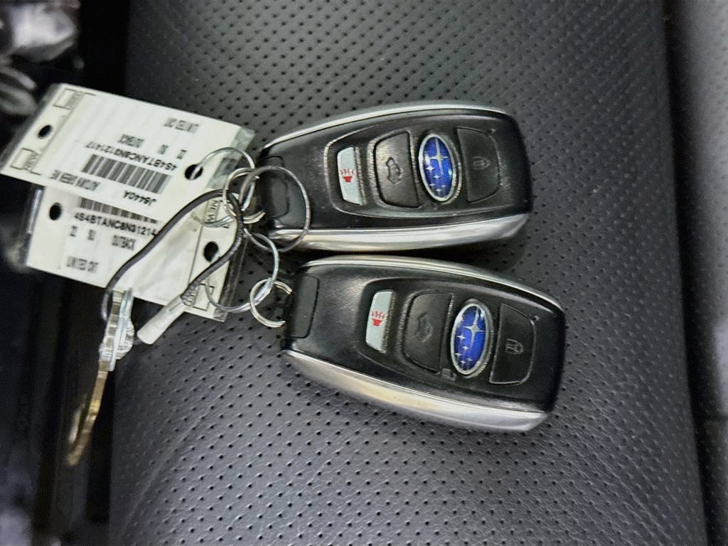 Used 2022 Subaru Outback Limited AWD/4WD image 36