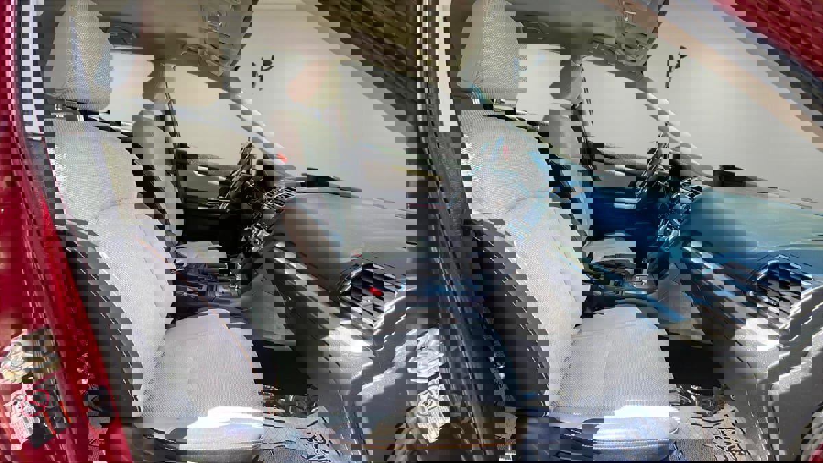 Used 2017 Subaru Crosstrek 2.0i Premium image 13