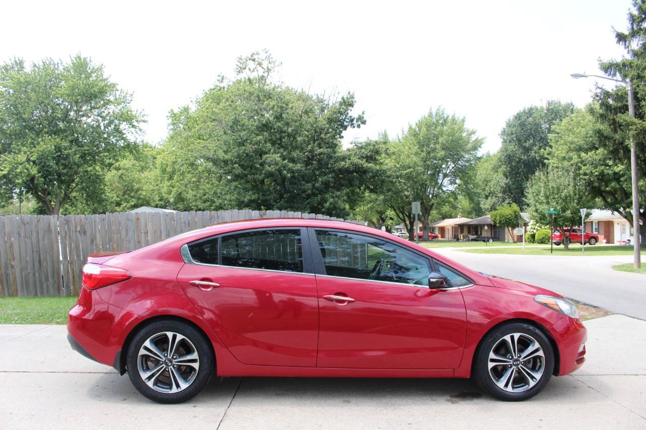 Used 2016 Kia Forte EX w/ EX Premium Package FWD image 10