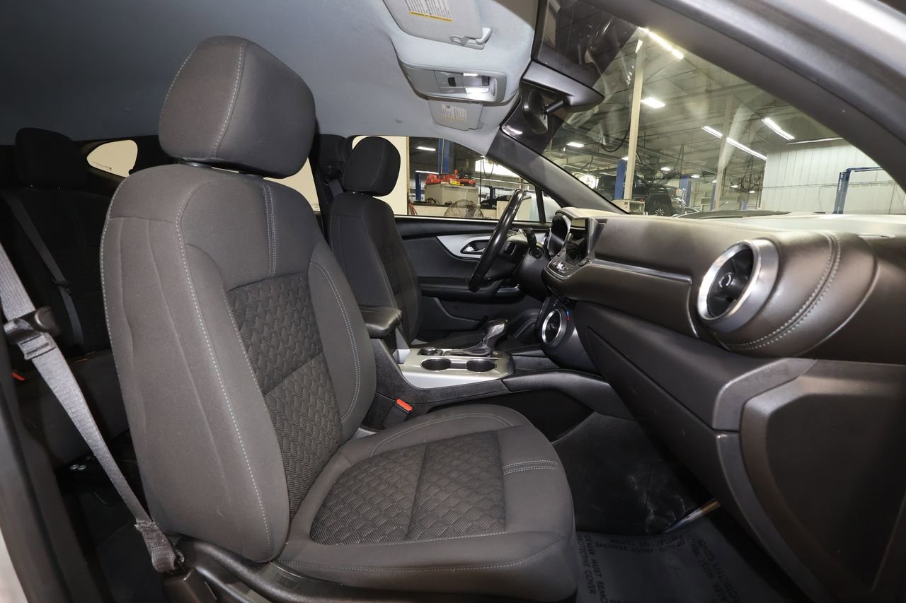 Used 2020 Chevrolet Blazer LT FWD image 26