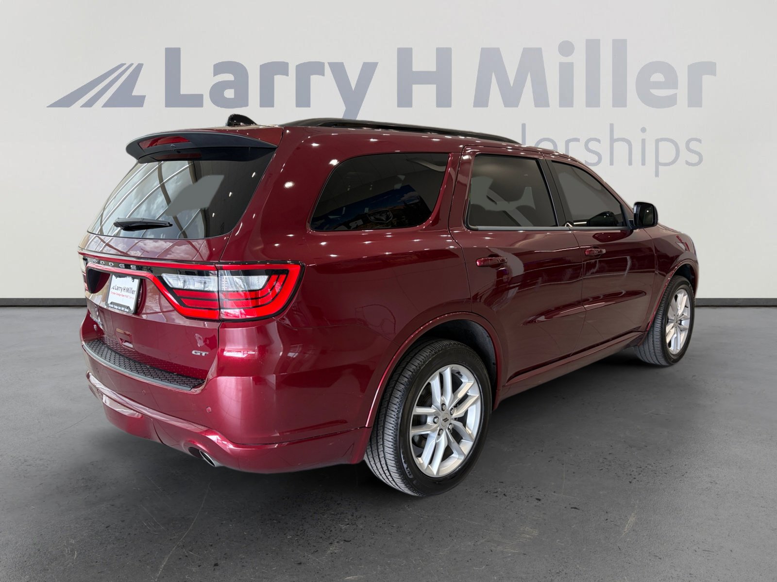 Used 2023 Dodge Durango GT AWD/4WD image 5