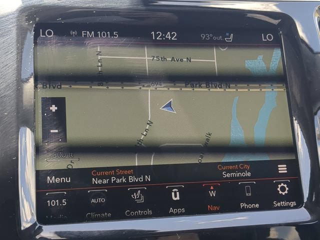 Used 2021 Jeep Cherokee Limited w/ Elite Package AWD/4WD image 26