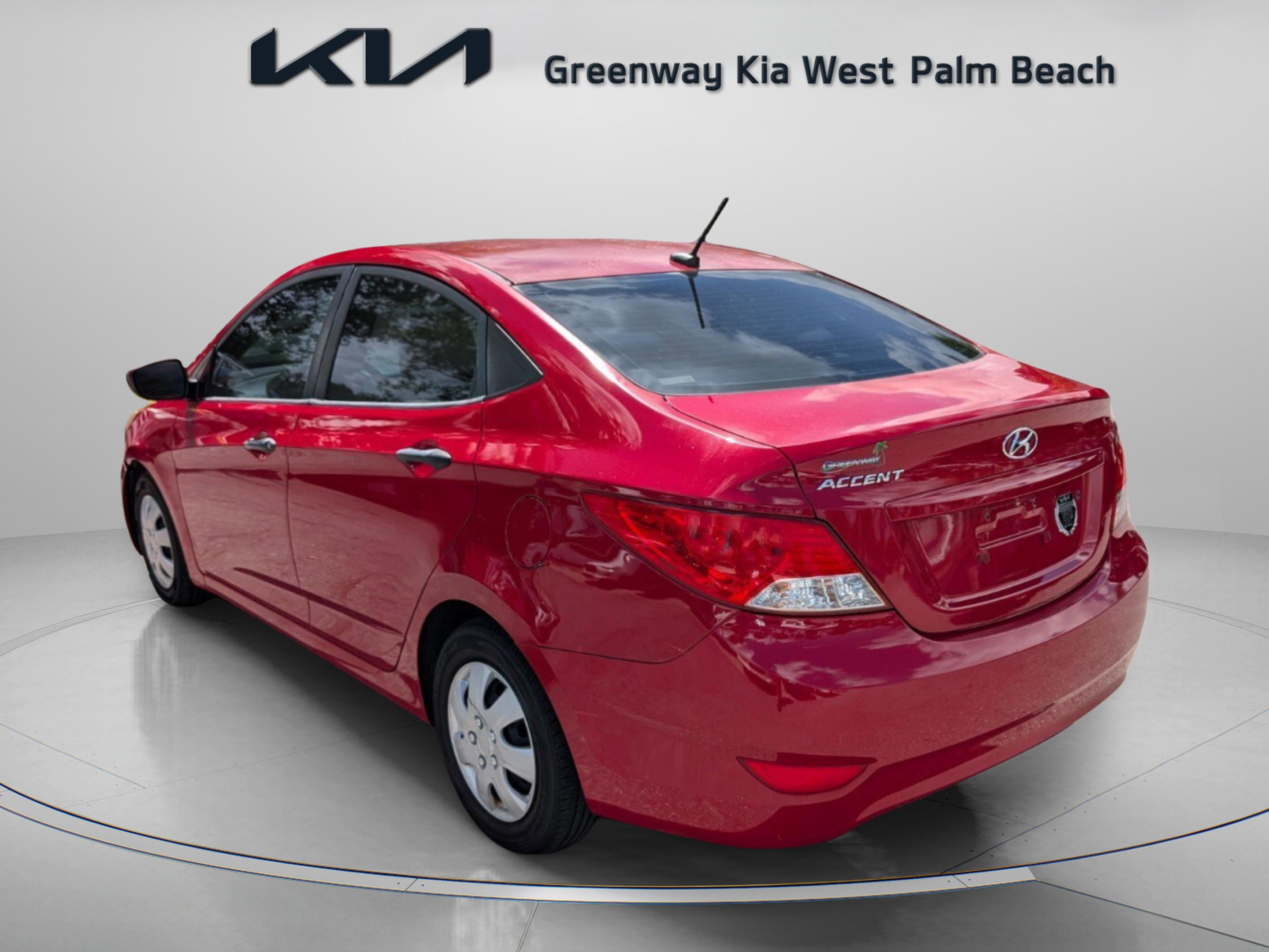 Used 2012 Hyundai Accent GLS image 5